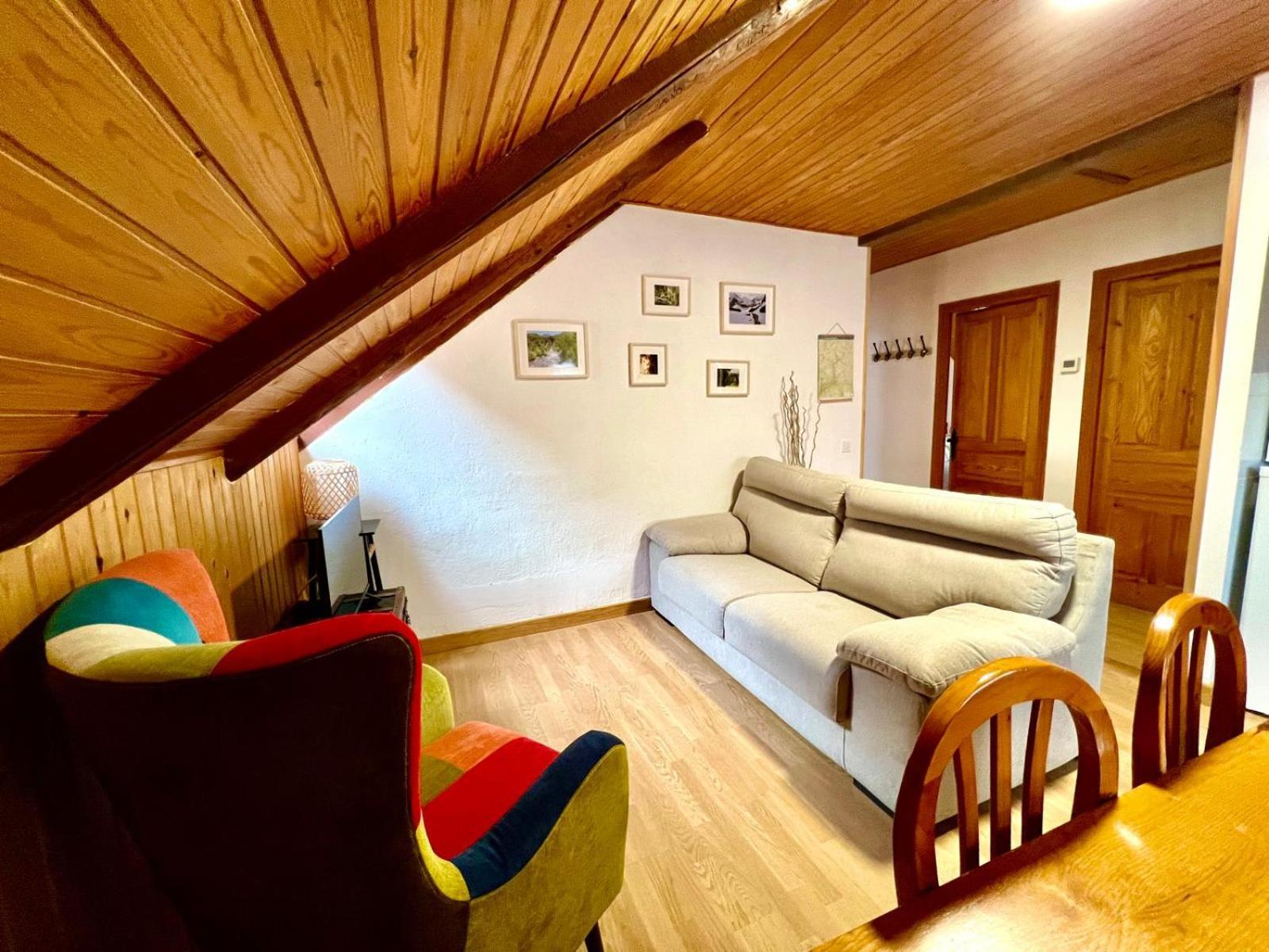 Apartamento La Buhardilla Del Boscache San Juan De Plan Dış mekan fotoğraf